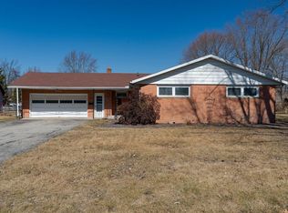 606 E North St, Le Roy, IL
