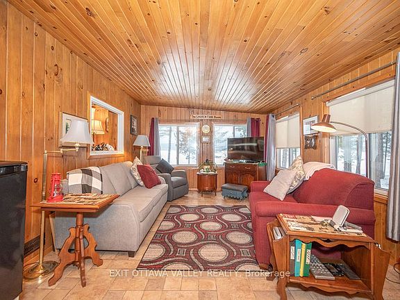 5th image of 51 Myrlin Way
