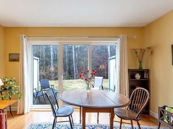 4th image of 285 Woodhaven Drive #7G