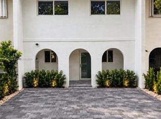 Palm Springs Villas, Hialeah, FL 33014