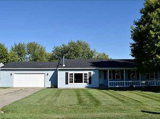 2564 Leon Ln, Springfield, OH 45502