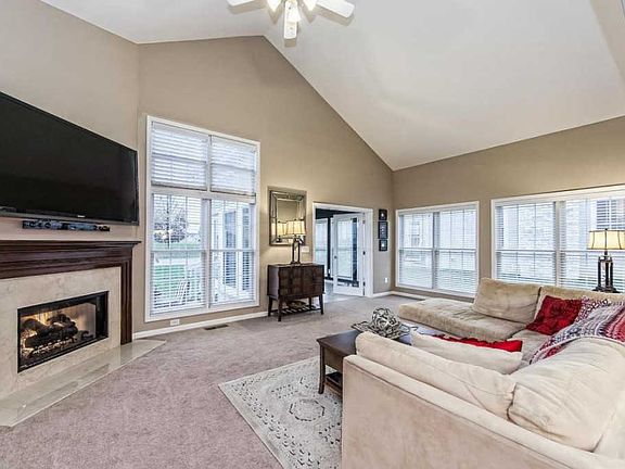 2nd image of 4801 Saint Andrews Dr