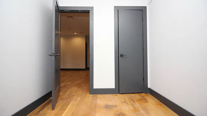 Rented by Nooklyn NYC LLC | media 4