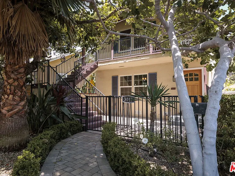 3047 Perlita Ave — Photo 1