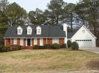 302 Cedardale Dr, Griffin, GA