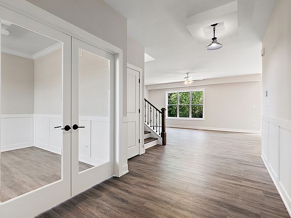 5th image of 15947 Orchid Ln