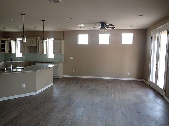 5th image of 14705 Holly Springs Ave