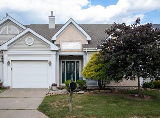 70 Birmingham Ln, Monroe Township, NJ 08831