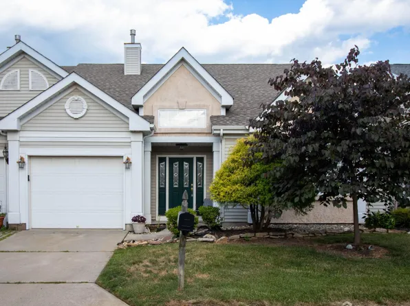 70 Birmingham Ln, Monroe Township, NJ 08831