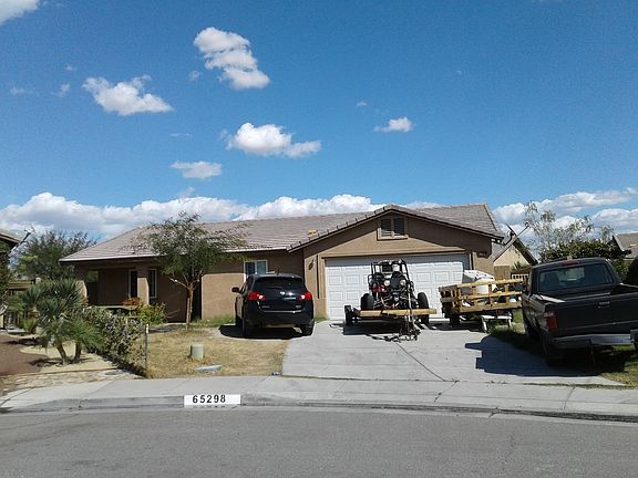 2nd image of 65298 Thelma Cir