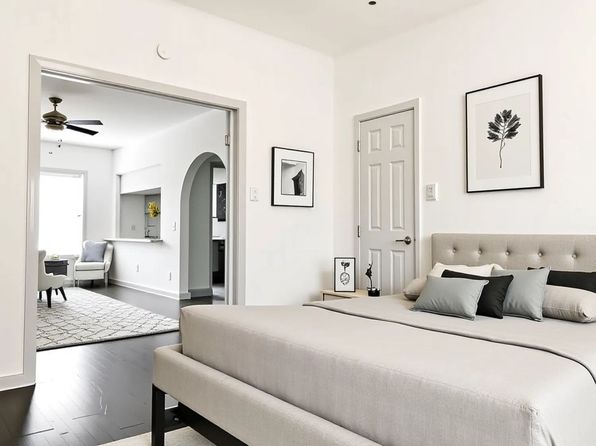 2100 Forest Park Blvd #11