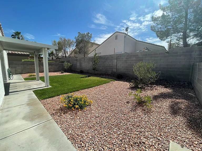 3229 Indian Moon Dr — Photo 28