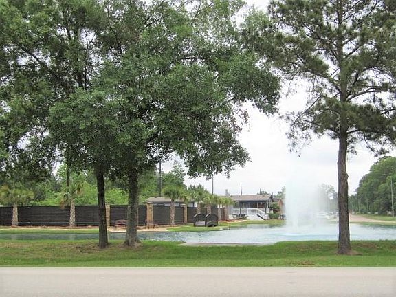 3rd image of 24418 Strong Pine Dr