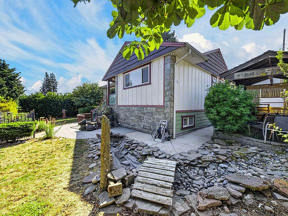3rd image of 4116 Gilpin Cres