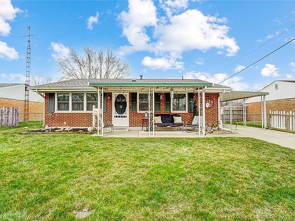 2nd image of 2104 Canary Ct