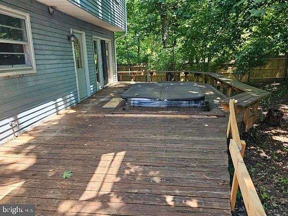 4th image of 1229 Woodbrook Ln
