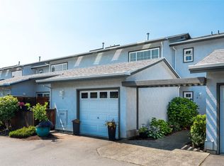 2115 Amelia Ave #9, Sidney, BC V8L3Z8