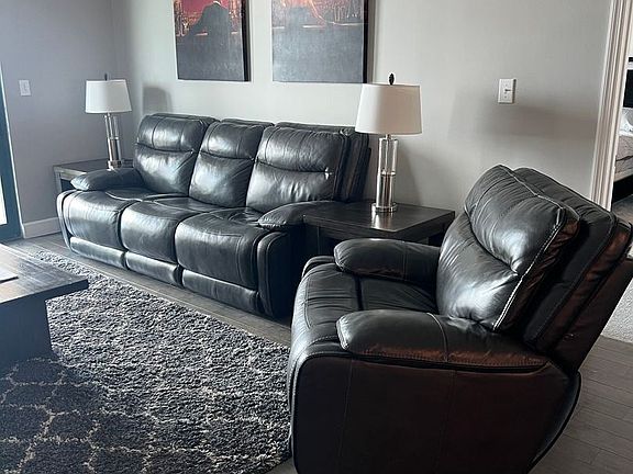5th image of 300 Ducal St APT 1407