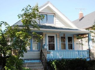 2571 S 28th St, Milwaukee, WI 53215