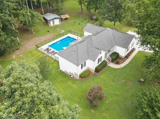 3681 Happy Valley Cir, Newnan, GA 30263