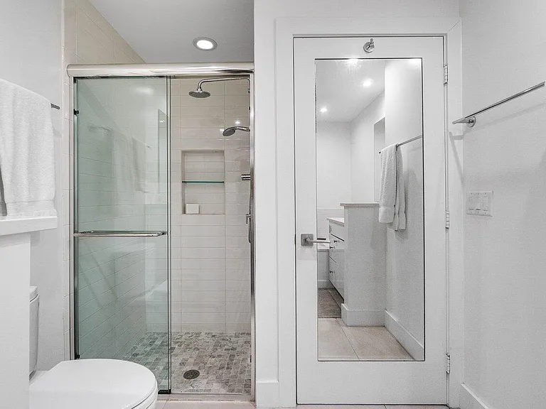 2320 Las Casitas Dr — Photo 16