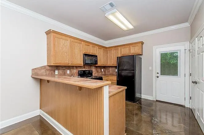14571 Honeysuckle St — Photo 4