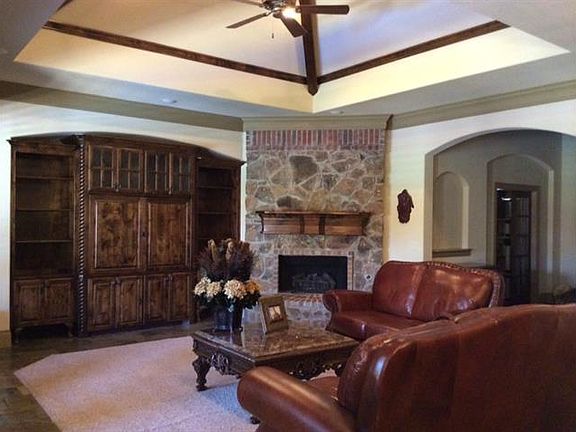 3rd image of 7829 Barfields Way
