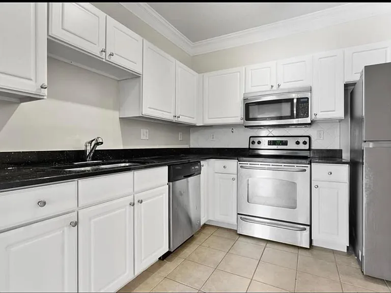1850 Cotillion Dr #1112 — Photo 9