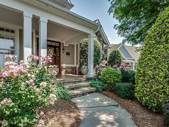 4th image of 2056 Highland Falls Ct