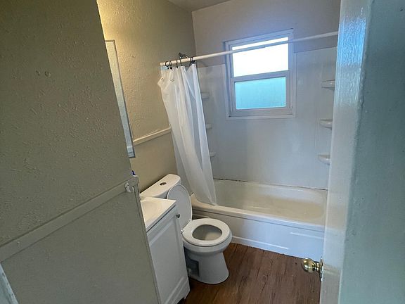 5th image of 1407 Bundrant Dr APT 16