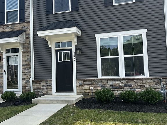 4th image of 2909 Grove Point Cir