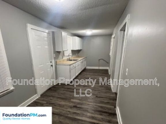 5th image of 444 Glankler St
