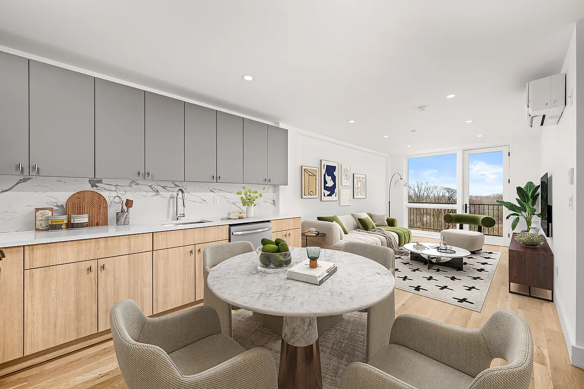 Building Photo - 1233 Eastern Pkwy #2C
