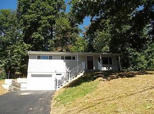 181 Hoffman Heights Rd, Greensburg, PA 15601