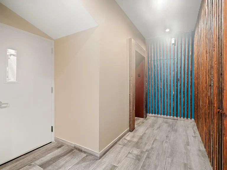 28-18 Steinway St #305 — Photo 15