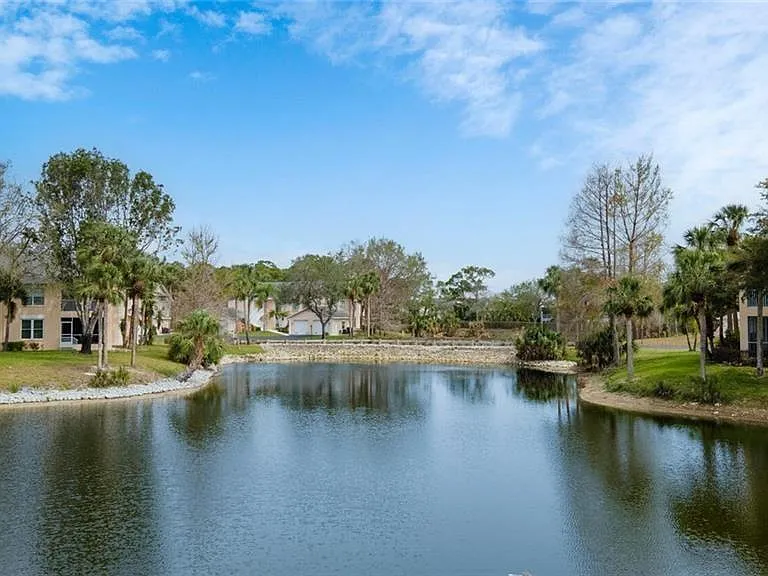 760 Wiggins Lake Dr #205 — Photo 28