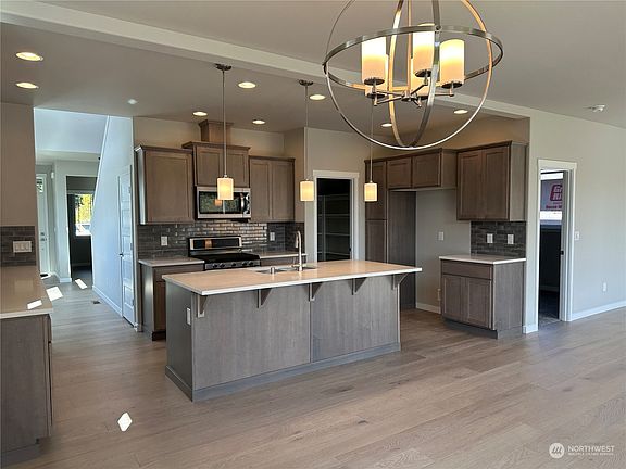 3rd image of 7532 Mirasett Street SW