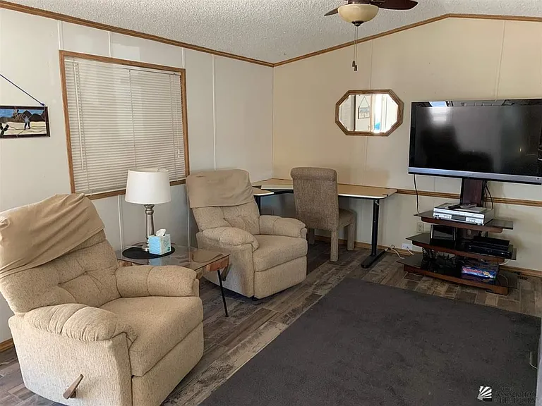 13872 E 47th Dr — Photo 10