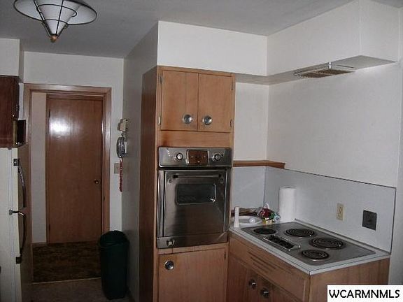 2nd image of 408 E 2nd St