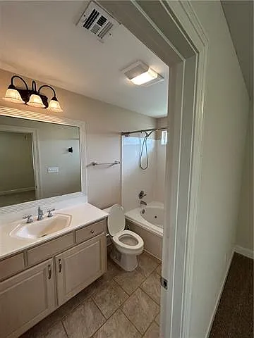 4704 Pontchartrain Dr #1 — Photo 10
