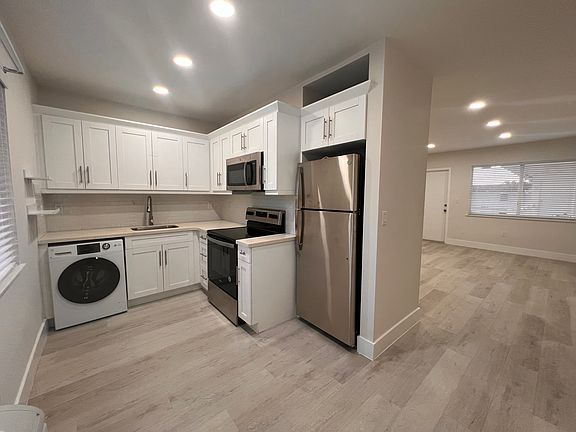 3rd image of 11 Menores Ave APT 9