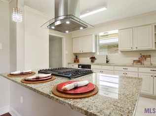 1132 E Fabian St, Gonzales, LA 70737