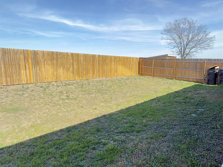 282 Texas Palmetto Cir — Photo 24