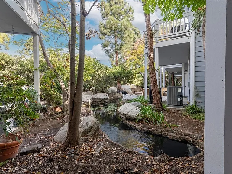764 Wingate Bay — Photo 4