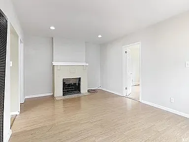 568 Alhambra St — Photo 2