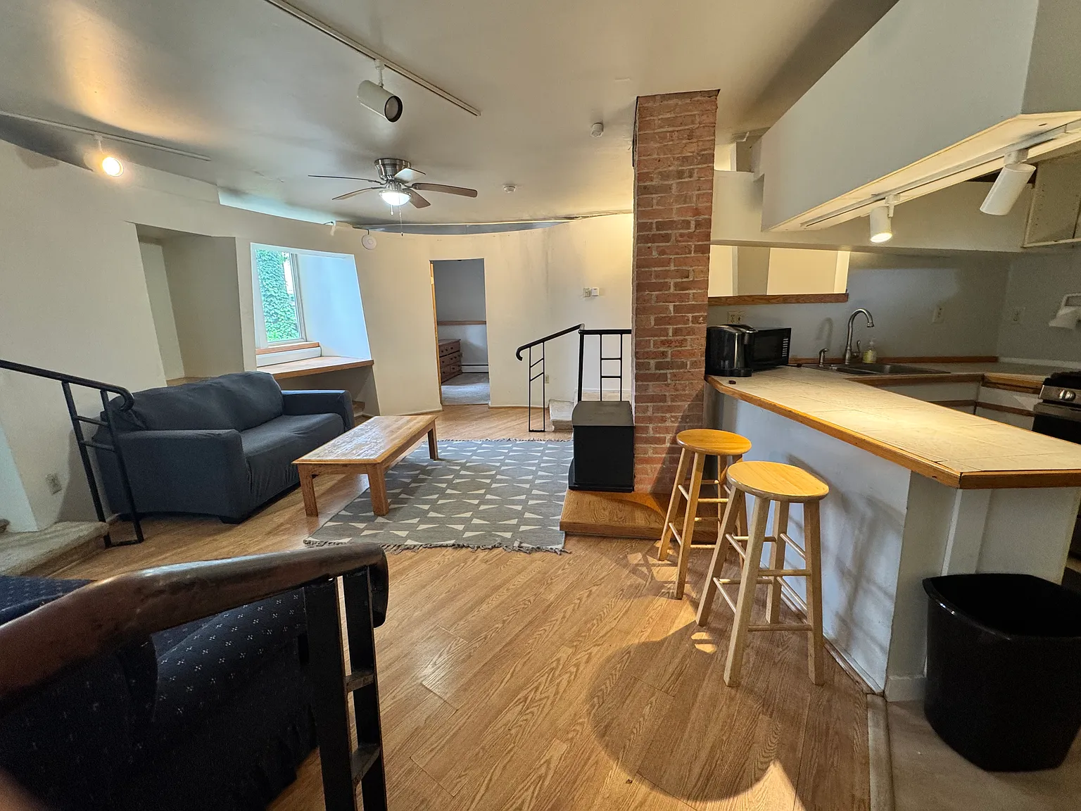3 bed, $950 — Photo 3