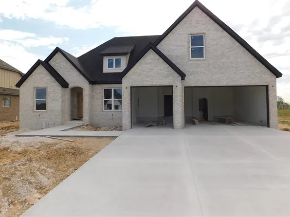 1295 Carrara St, Springdale, AR 72762