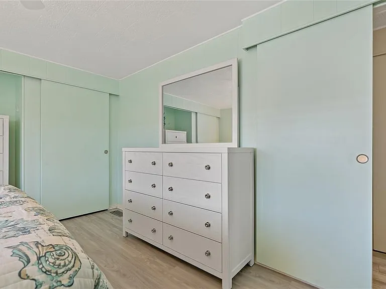 3301 Alt #19-611 — Photo 20