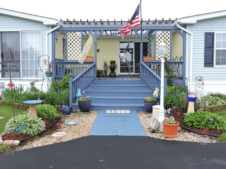 1st image of 26261 Bayside Dr