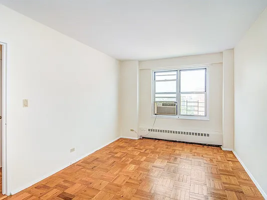 Sold by Robert E. Hill  | media 21